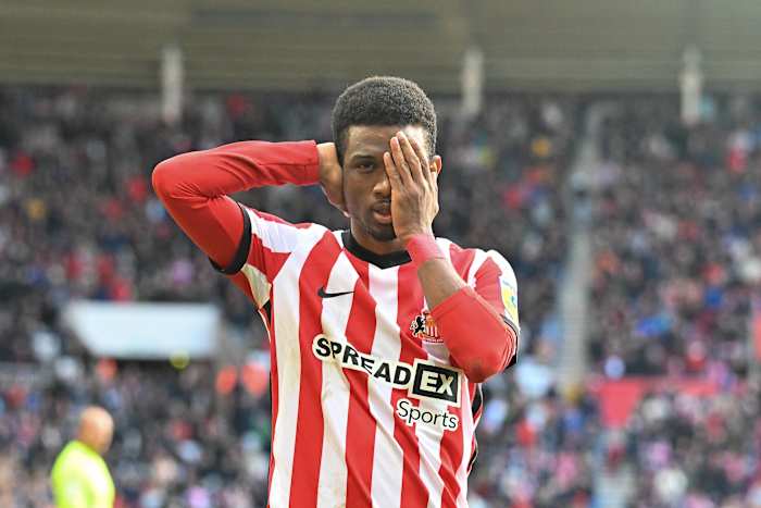 Amad Diallo celebrates Sunderland goal against Millwall